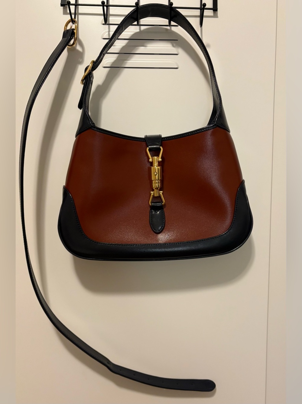 GUCCI Jackie 1961 - Boarded Dyana Lux Calfskin Bi-Color Small Hobo in Red & Blue - Picture 8 of 10